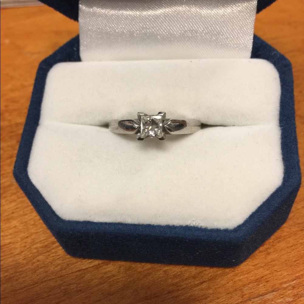 💍 engagement ring!!