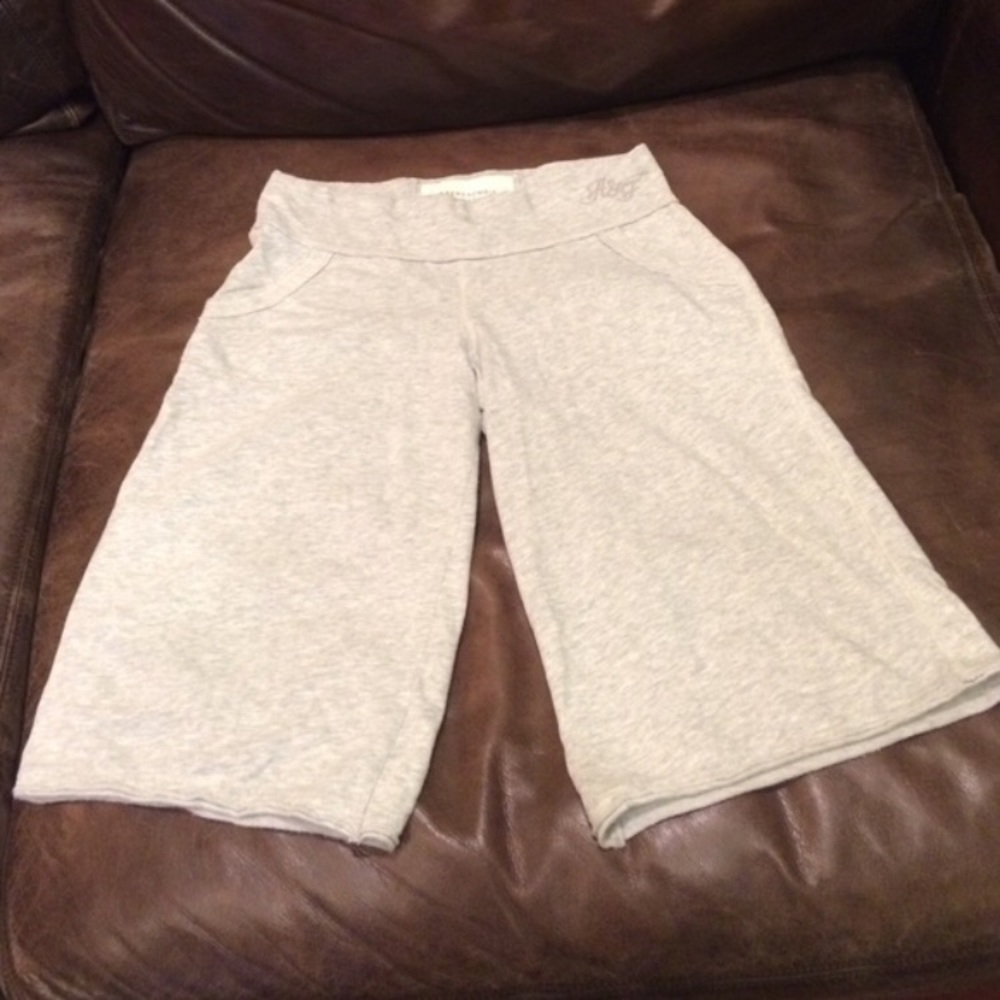 Abercrombie cropped wide leg sweat pants