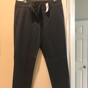Never worn Loft Marissa Skinny Ankle pant