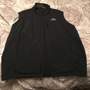 XL north face Vest wind& rain repellant