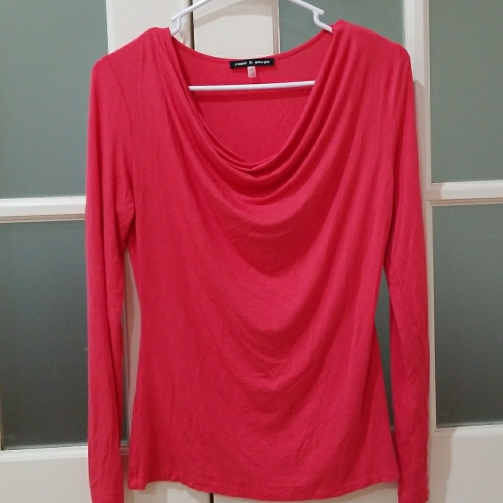 Scoop Neck Long Sleeve Top