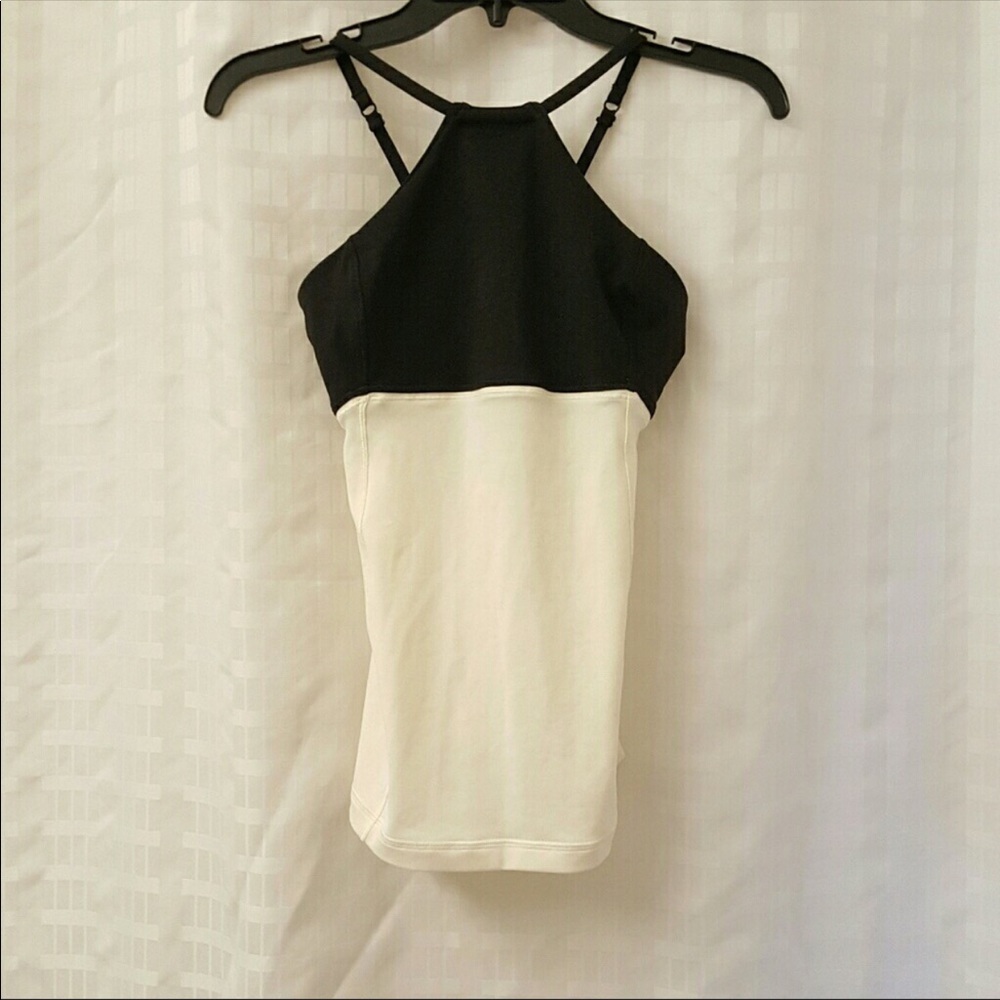 Lululemon athletic top