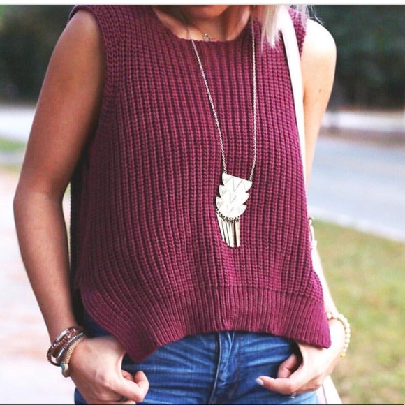 Boutique Brand Knit Top With Button Detail - Picture 1 of 3