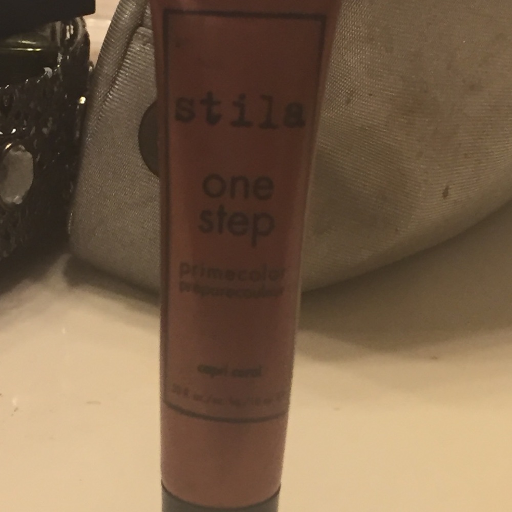 Stila one step concealer