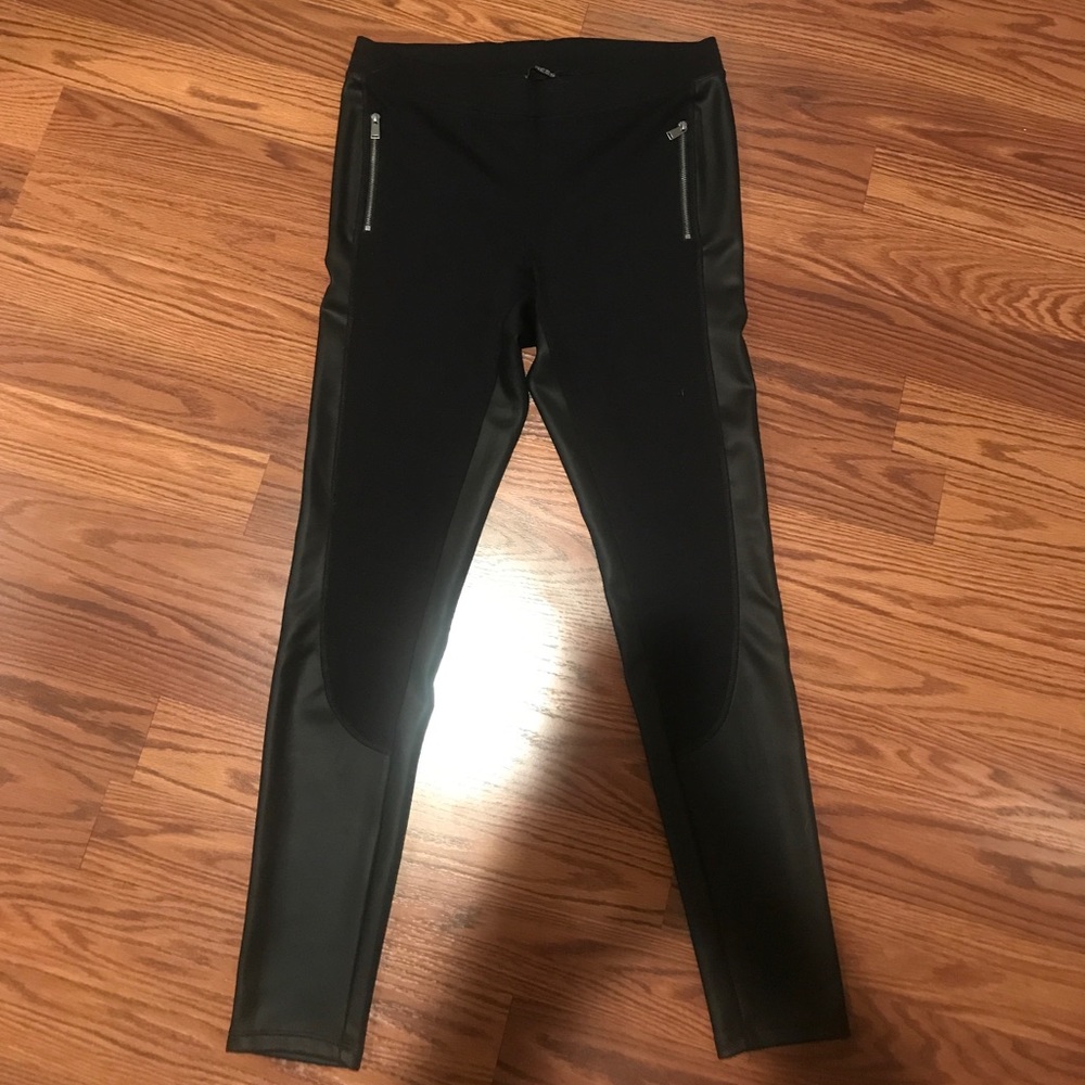 Faux leather legging