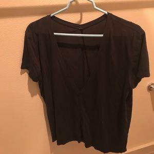 Lululemon DEEP vee black t shirt