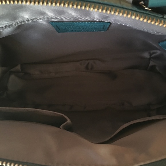 ❌SOLD❌ Coach Madison Croc-Embossed Sophia Satchel - Picture 7 of 8