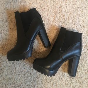 Black leather chunky heel platform booties