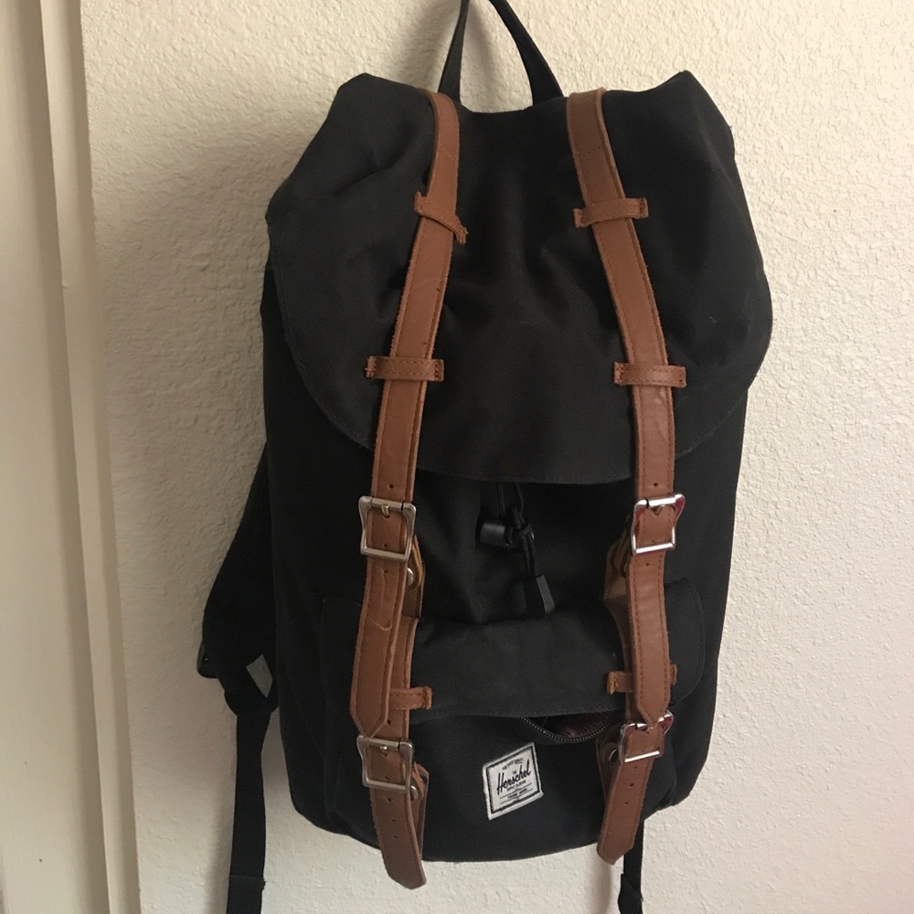 Herschel Little America Backpack