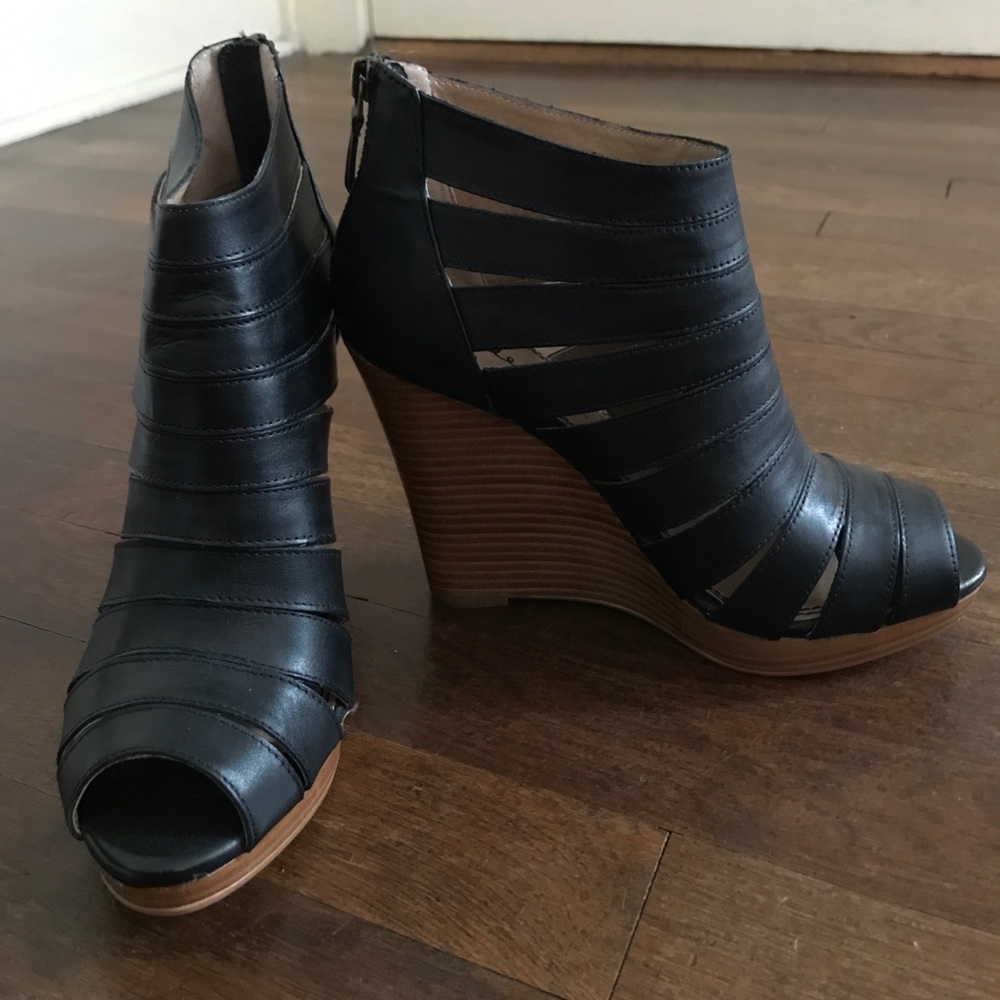 Splendid Wedges