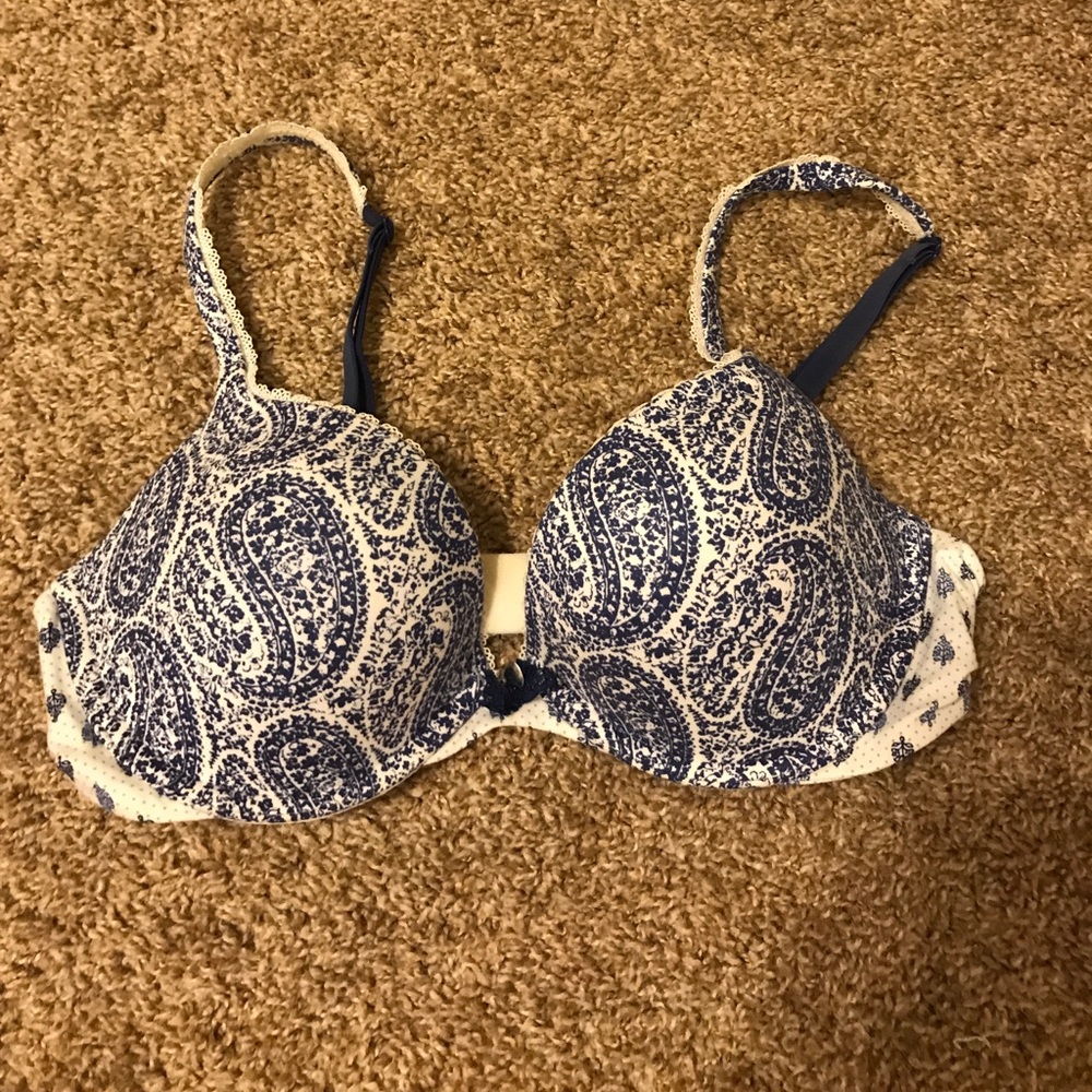 Victoria’s secret bra