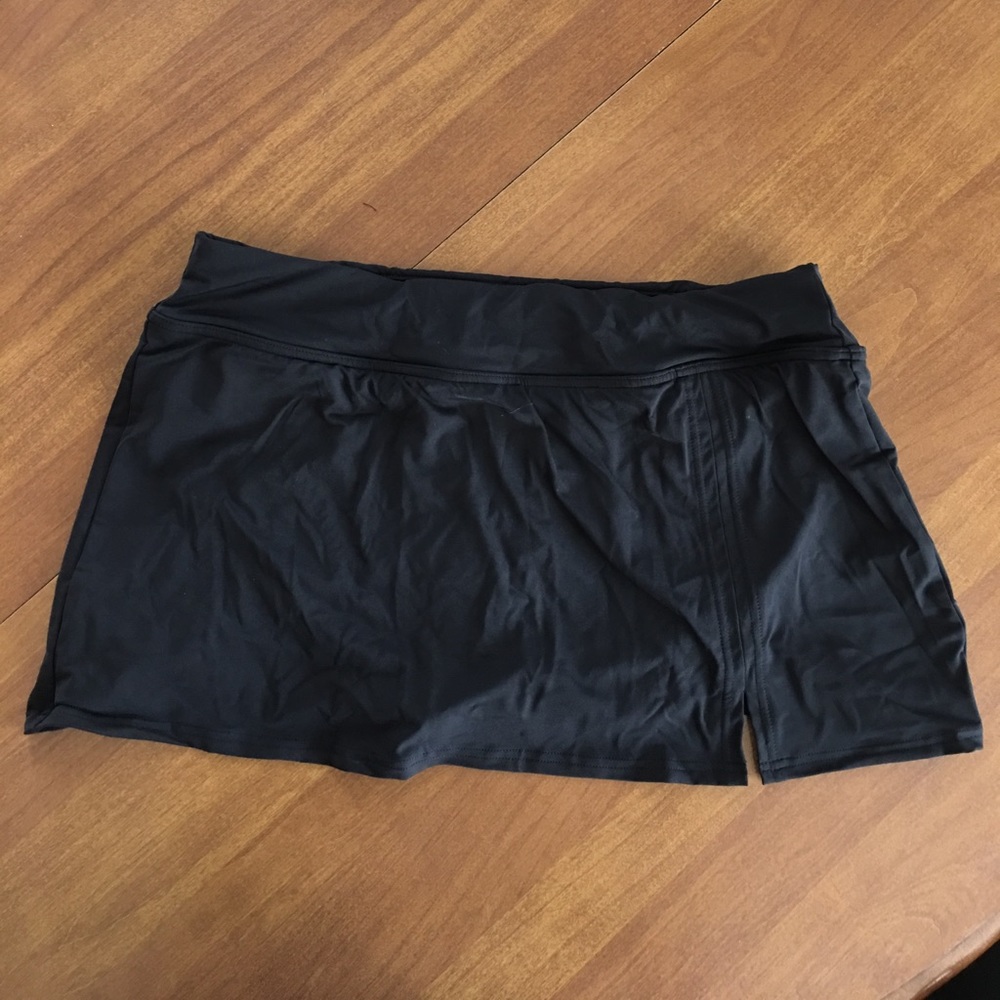 Brand new Lands’ End swim skirt