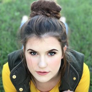 Meet your Posher, Britney