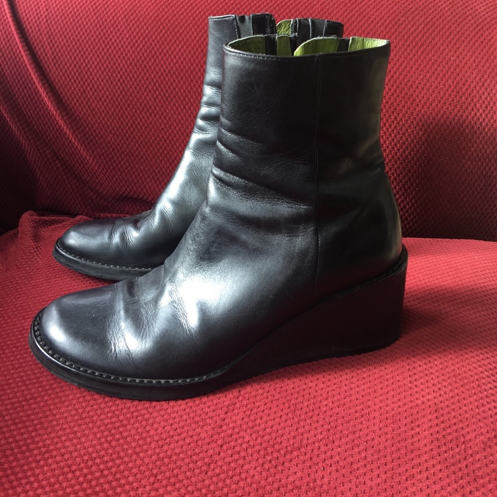 Boots all leather size 71/2