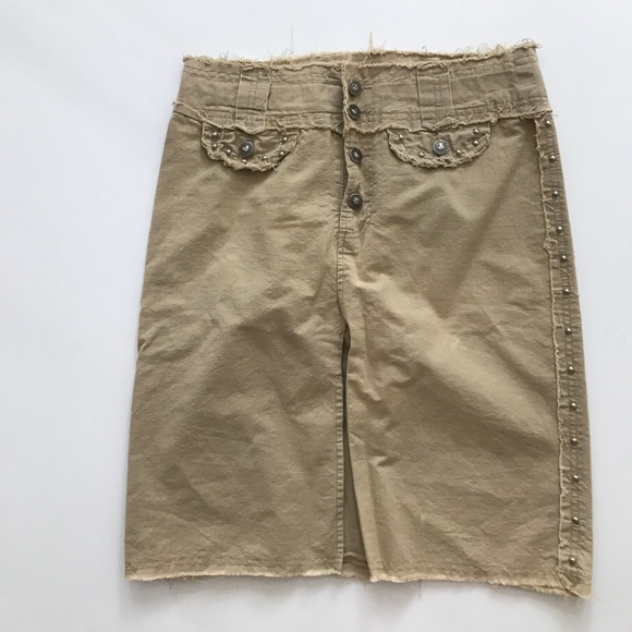 XOXO Dresses & Skirts - XOXO 90s vintage khaki studded midi skirt XOXO Dresses & Skirts - XOXO 90s vintage khaki studded midi skirt