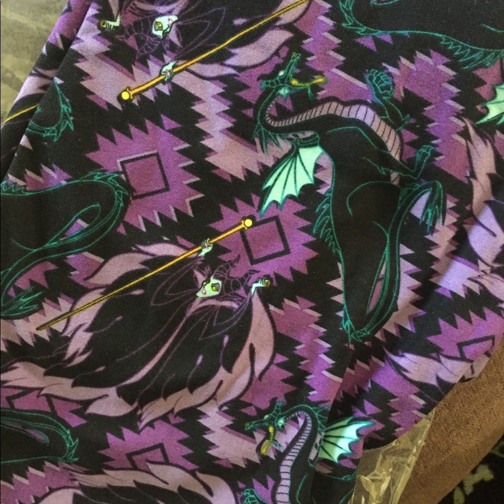 BN LuLa Roe Disney Villains Maleficent OS Leggings
