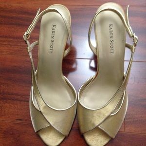 Karen Scott satin ladies shoes! Used once only!