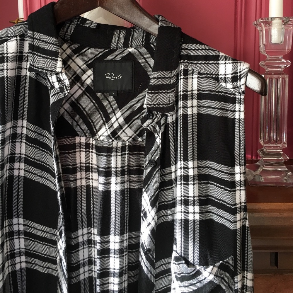 Rails Sleeveless Flannel Jordyn Top