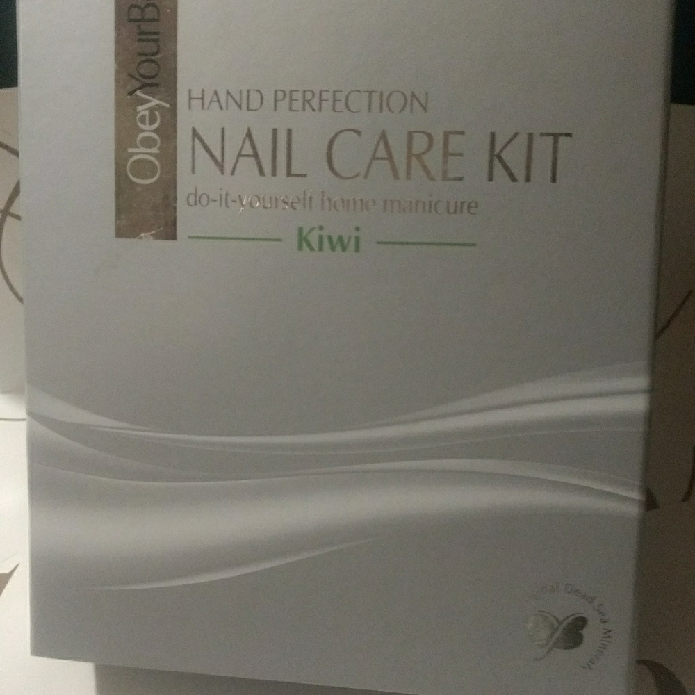 Obey Your Body Nail  New Care Kit Kiwi