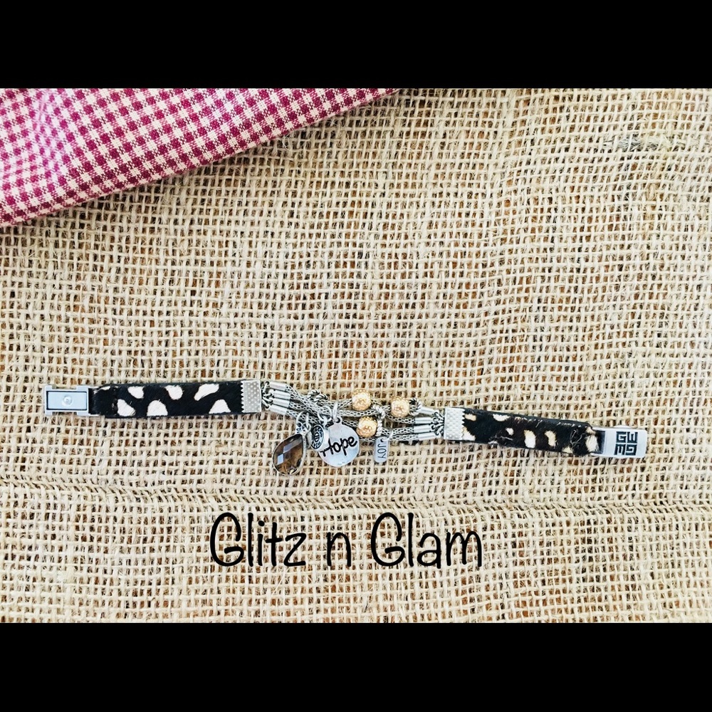 . 🚨ONLY ONE LEFT🚨..........BRACELET - Picture 3 of 7
