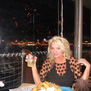 Meet your Posher, Bethany