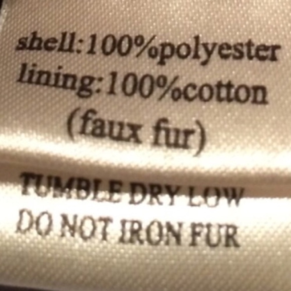 Fur vest with hood in Chambray by Dylan - Picture 3 of 6