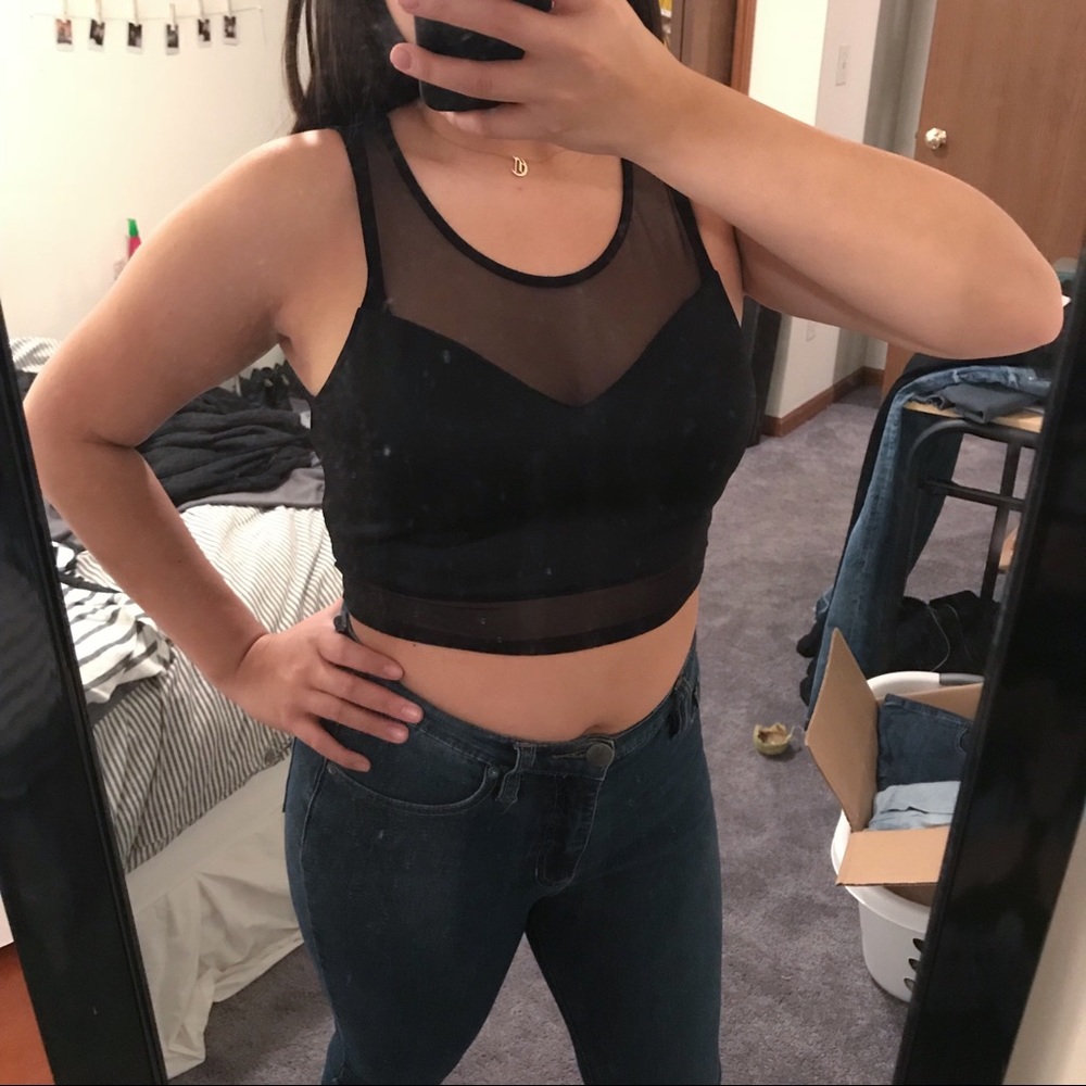 SOLD - 🆓 H&M - Mesh Crop Top