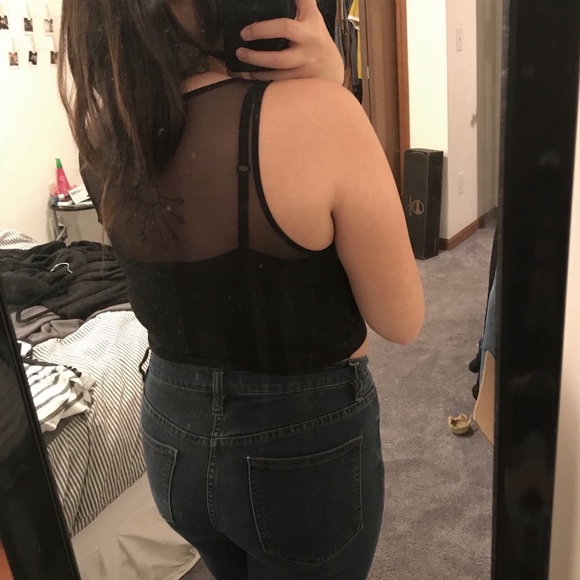 SOLD - 🆓 H&M - Mesh Crop Top - Picture 2 of 5