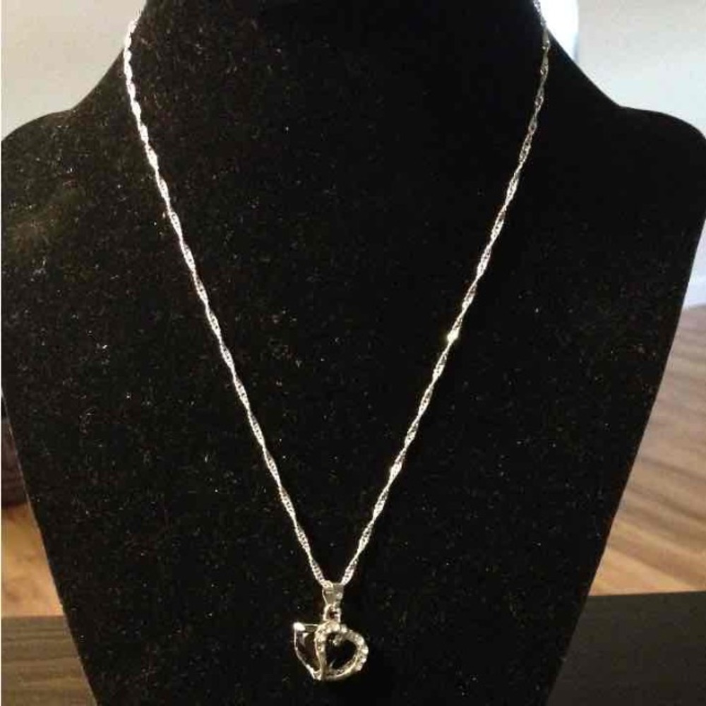 Dainty Black Stone Heart Necklace