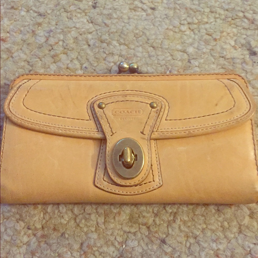 Coach wallet