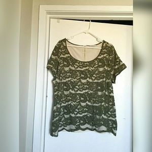 Roz & Ali lacey blouse