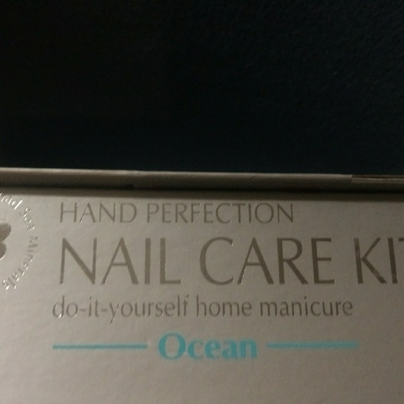 Obey Your Body Ocean Nail Care Kit - Picture 4 of 8