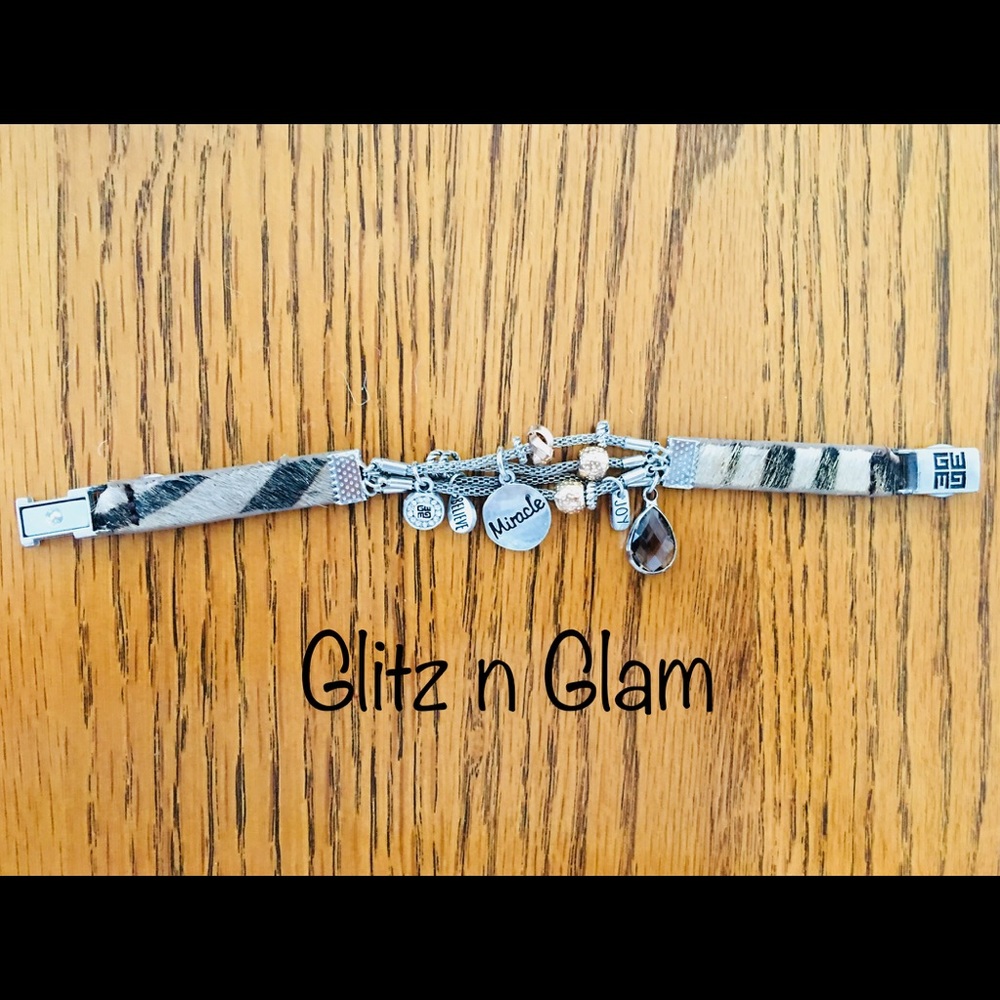 ๐จ ONLY ONE LEFT ๐จ........BRACELET - Picture 8 of 8
