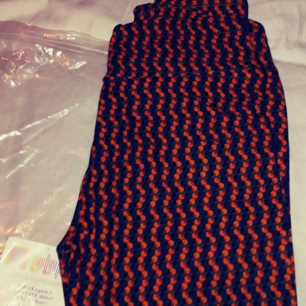 LuluRoe OS Leggins NWT