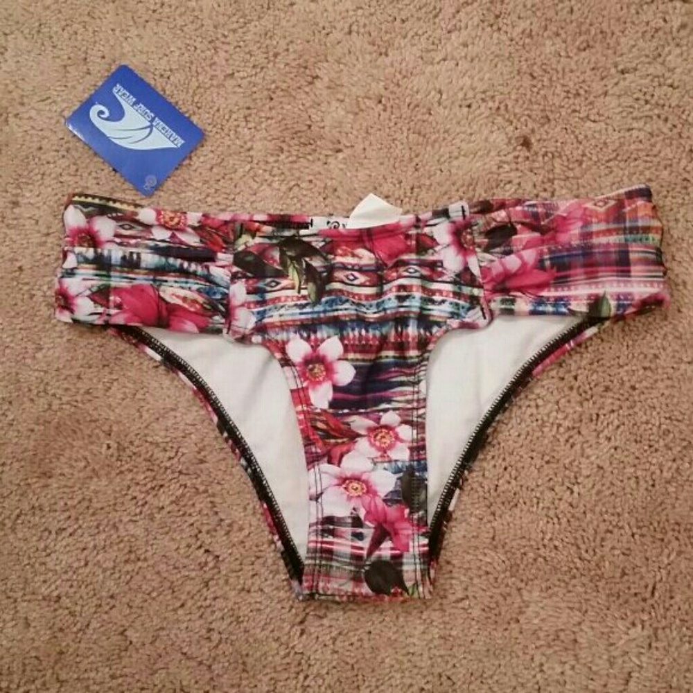 Makena Surf Wear bikini bottoms XS