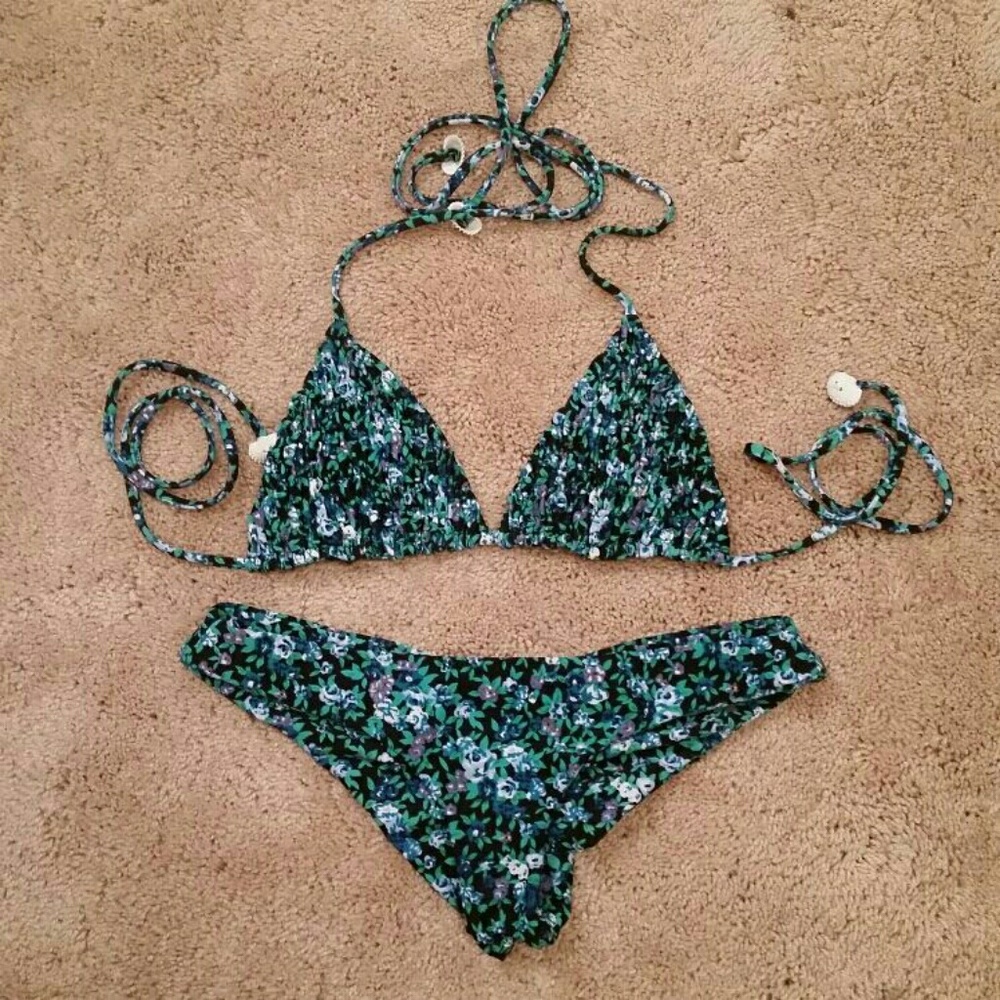 Tori Praver Kalani bikini