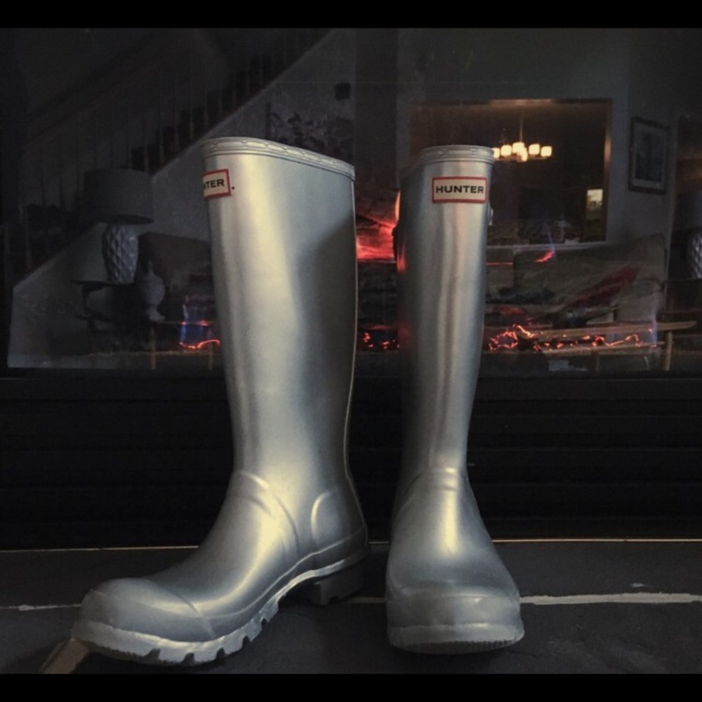 Hunter boots. like new! barely worn