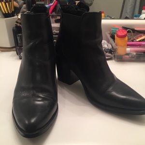 Steve Madden Chelsea Booties