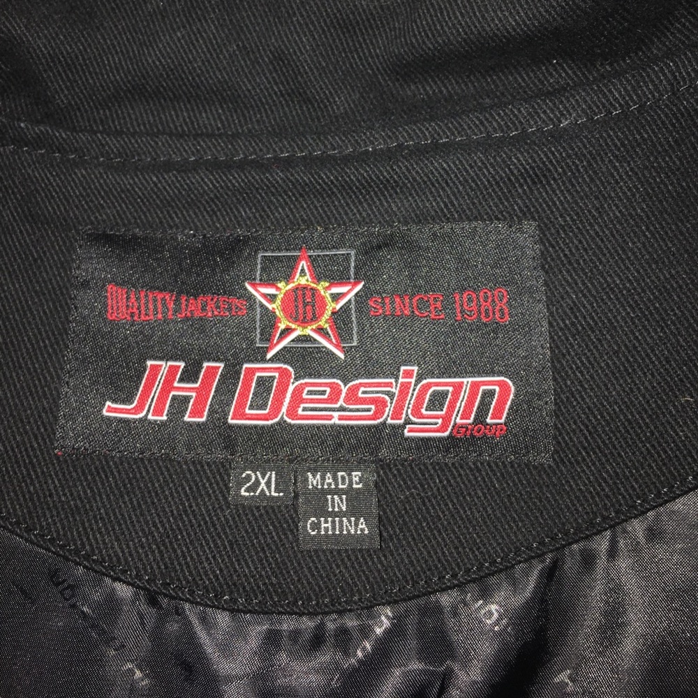 Men’s Jacket - Picture 4 of 6