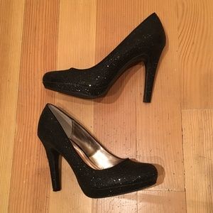 Alfani for Macy’s sparkly black heels 👠