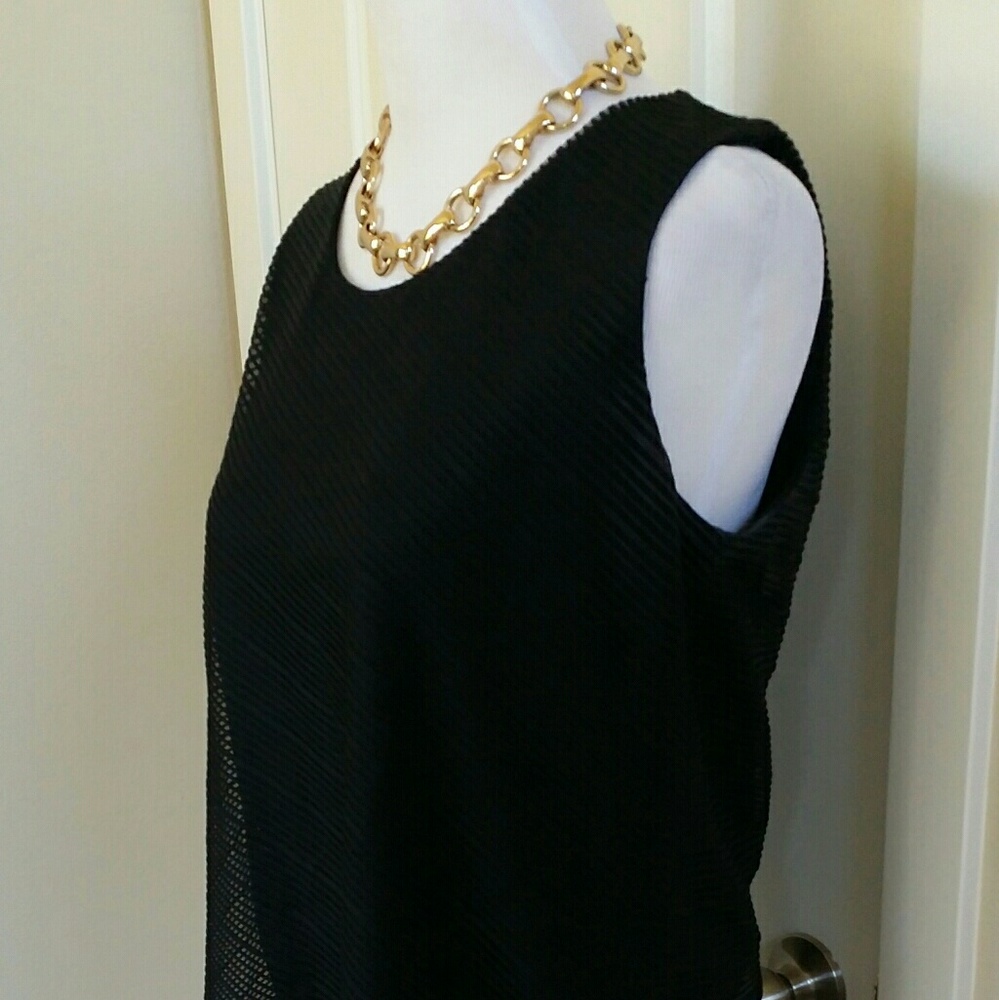 Brand : CALVIN KLEIN,  WOMENS SLEEVELESS TOP