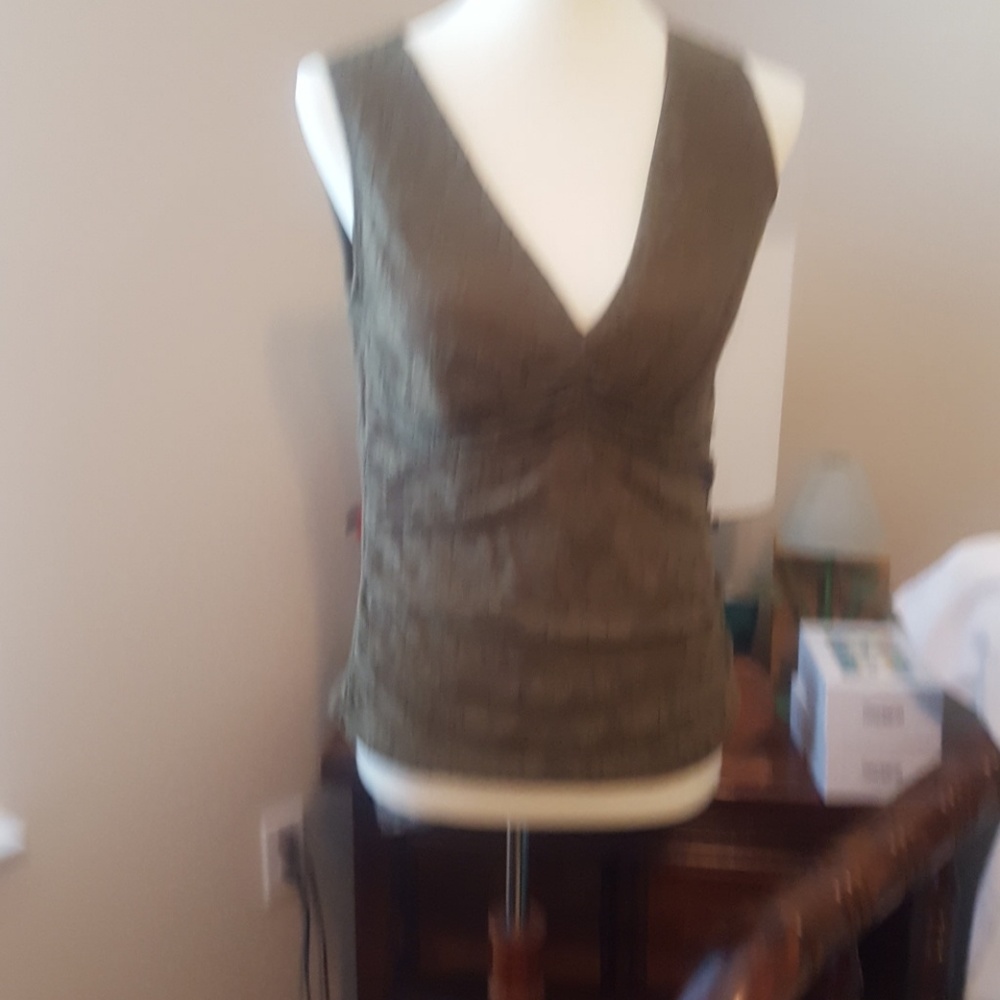 Sleeveless, lace over polyester olive green top