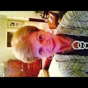 Meet your Posher, Lyda