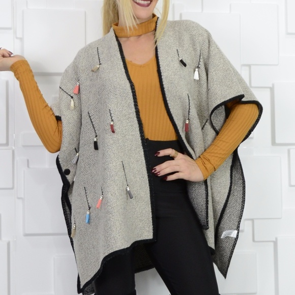 Poncho TASSEL DETAILED PONCHO SWEATER - Picture 2 of 4