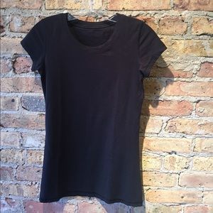 lululemon athletica Tops - Lululemon black SS top, sz 6, 55260 lululemon athletica Tops - Lululemon black SS top, sz 6, 55260