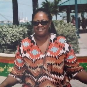 Meet your Posher, Beverly