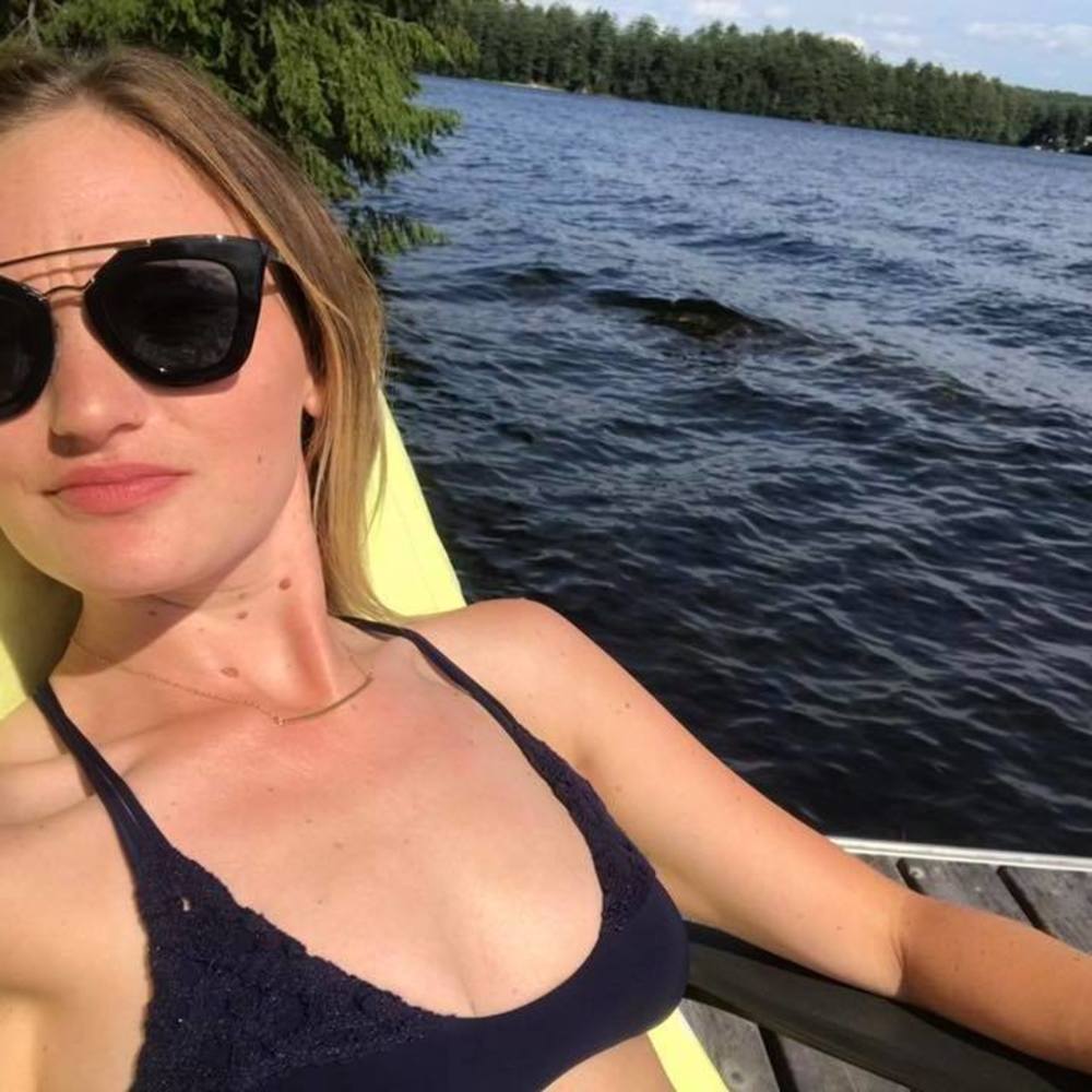 Meet your Posher, Av