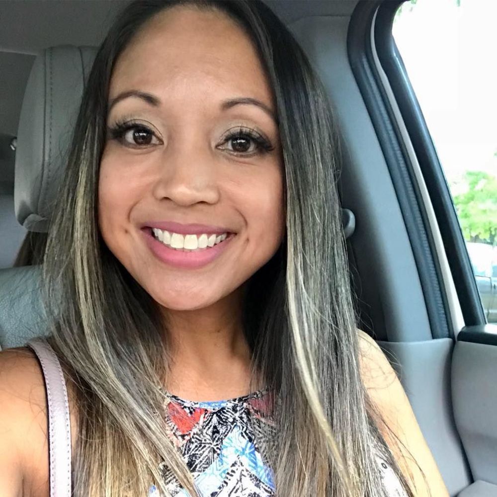 Meet your Posher, Lorie