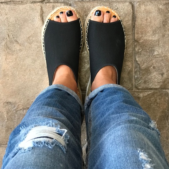 Jute Black Leather Espadrille Platform Sandal - Picture 8 of 8