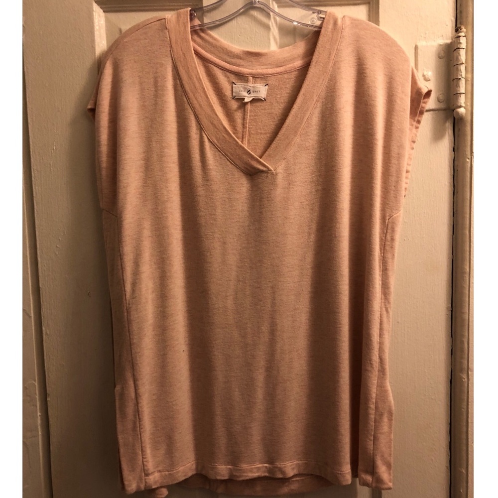 Lou & Grey signaturesoft V neck side slit tee